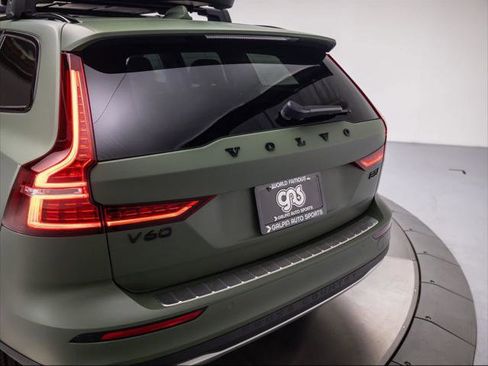 New 2026 Volvo V60 B5 Cross Country Plus w/ Climate Package image 11
