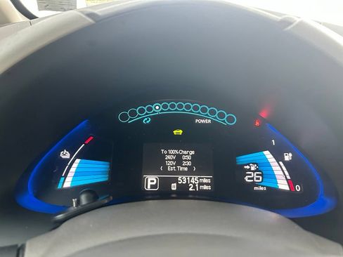 Used 2012 Nissan Leaf SL FWD image 25