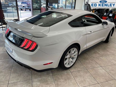 Used 2022 Ford Mustang GT Premium image 28
