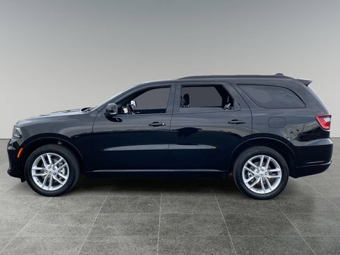 Used 2025 Dodge Durango GT image 2