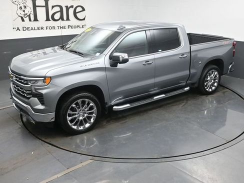 Used 2024 Chevrolet Silverado 1500 LTZ w/ Technology Package AWD/4WD image 58