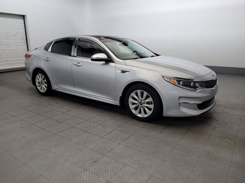 Used 2016 Kia Optima EX w/ Premium Package FWD image 11