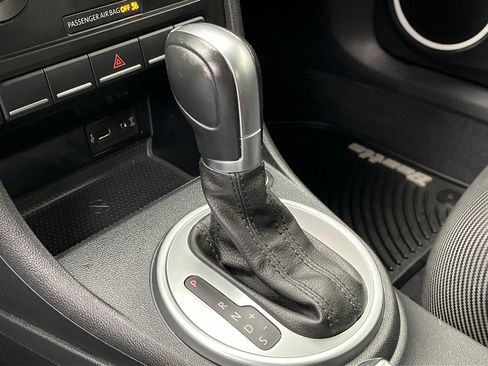 Used 2016 Volkswagen Beetle 1.8T SE image 21