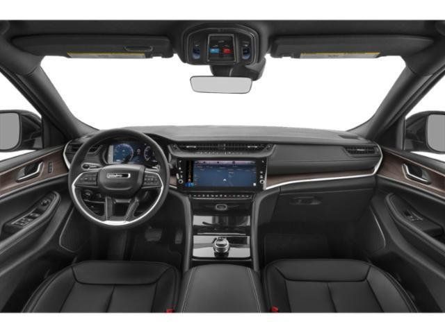 New 2027 Jeep Grand Cherokee Limited AWD/4WD image 7