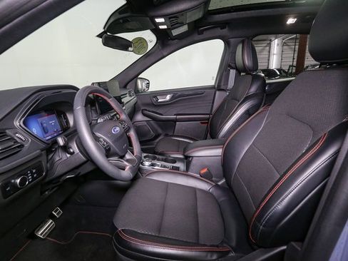 Used 2023 Ford Escape ST-Line w/ Tech Pack #1 image 42