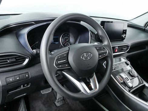 Used 2023 Hyundai Santa Fe SE FWD image 4