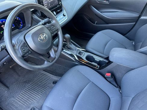 Used 2022 Toyota Corolla LE FWD image 11
