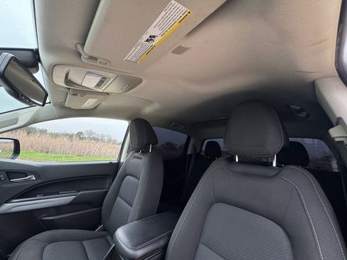 Used 2022 Chevrolet Colorado LT w/ Safety Package image 27