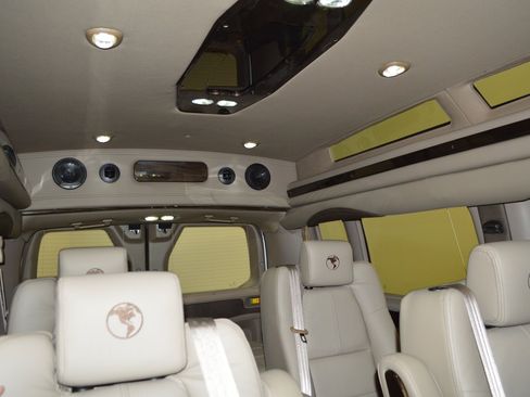 New 2026 Ford Transit 150 Low Roof image 15