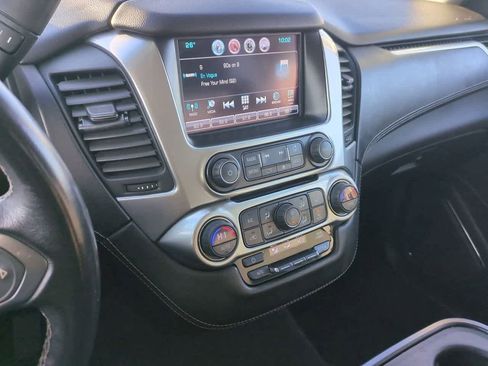 Used 2017 Chevrolet Suburban LS image 27