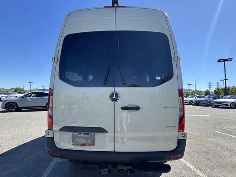 New 2026 Mercedes-Benz Sprinter 2500 image 9
