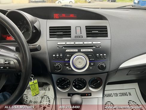 Used 2010 MAZDA MAZDA3 i Touring image 29