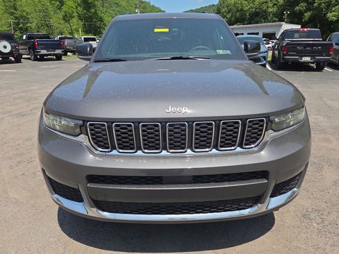 New 2025 Jeep Grand Cherokee L Limited image 5