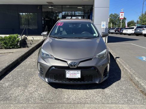 Certified 2019 Toyota Corolla SE w/ Carpet Mat Package (TMS) FWD image 2