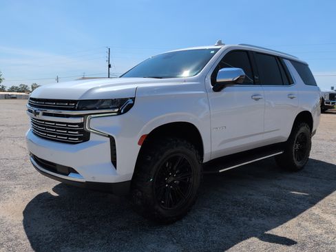 Used 2023 Chevrolet Tahoe Premier AWD/4WD image 6