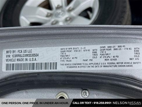 Used 2021 RAM 1500 Classic SLT image 30