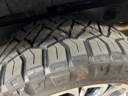 Certified 2024 GMC Sierra 1500 Denali Ultimate image 11