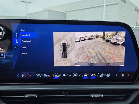 Used 2025 Chevrolet Silverado EV LT image 25