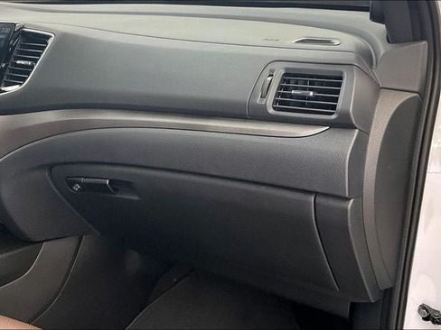 Certified 2026 Honda Ridgeline RTL image 18