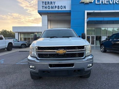 Used 2014 Chevrolet Silverado 2500 LTZ w/ LTZ Plus Package AWD/4WD image 2