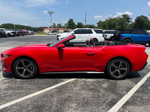 Used 2024 Ford Mustang Premium RWD image 31