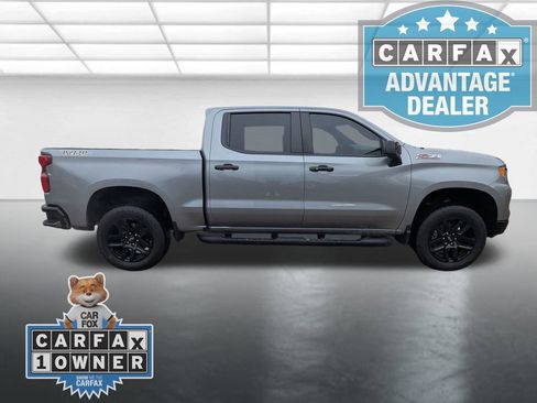 Used 2025 Chevrolet Silverado 1500 LT Trail Boss w/ Convenience Package II AWD/4WD image 32
