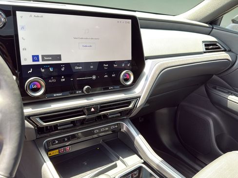 Certified 2025 Lexus TX 350 AWD w/ Technology Package image 27