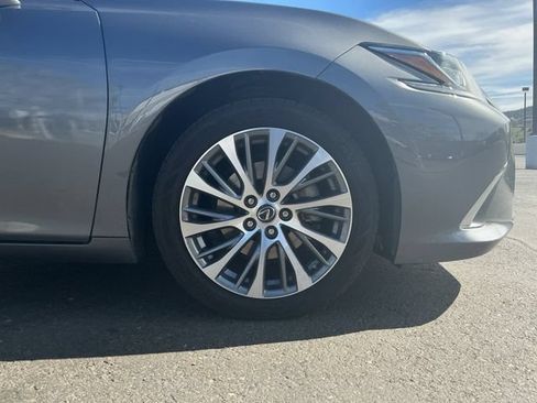 Used 2020 Lexus ES 350 w/ Premium Package FWD image 24