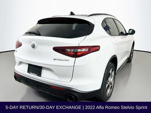 Used 2022 Alfa Romeo Stelvio Sprint AWD/4WD image 8