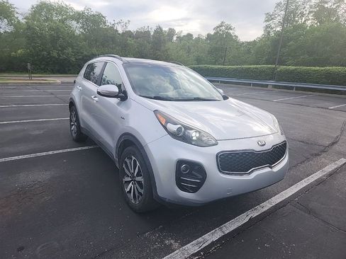 Used 2019 Kia Sportage EX w/ EX Premium Package AWD/4WD image 2
