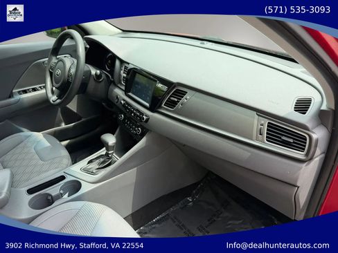 Used 2018 Kia Niro LX FWD image 13