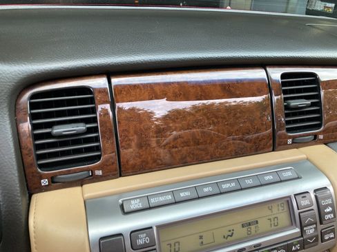 Used 2008 Lexus SC 430 Convertible RWD image 24