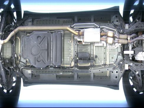 Used 2021 Chevrolet Traverse LS w/ LPO, Blackout Package FWD image 25