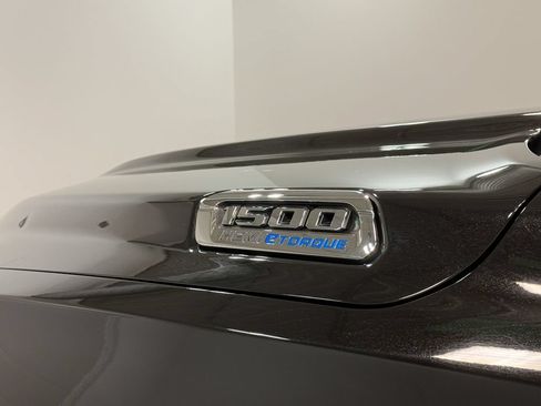 Used 2022 RAM 1500 Limited w/ Body-Colour Bumper Group AWD/4WD image 53