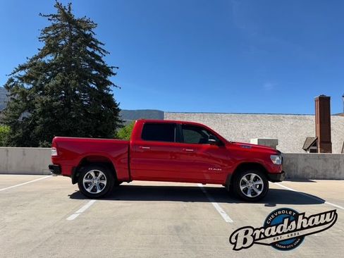 Used 2020 RAM 1500 Big Horn AWD/4WD image 4