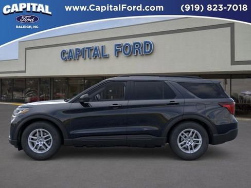 New 2026 Ford Explorer Active w/ Active Comfort Package image 3