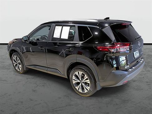 Used 2023 Nissan Rogue SV w/ SV Premium Package AWD/4WD image 2
