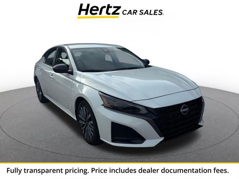 Used 2026 Nissan Altima 2.5 SV FWD image 1