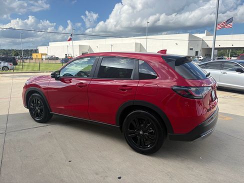 Certified 2026 Honda HR-V Sport image 6