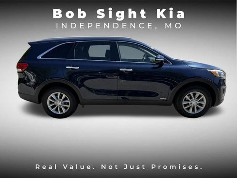 Used 2018 Kia Sorento AWD image 9