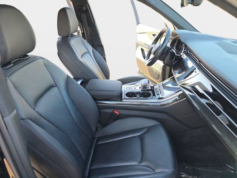 Used 2020 Audi Q7 2.0T Premium AWD/4WD image 12