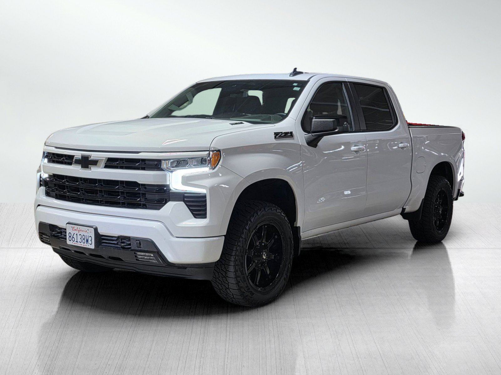 Used 2024 Chevrolet Silverado 1500 RST w/ Convenience Package II AWD/4WD image 3