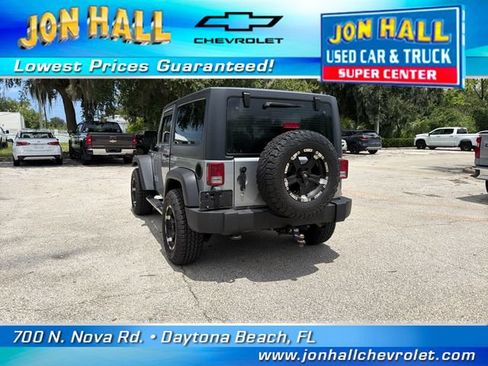 Used 2015 Jeep Wrangler Sport AWD/4WD image 7