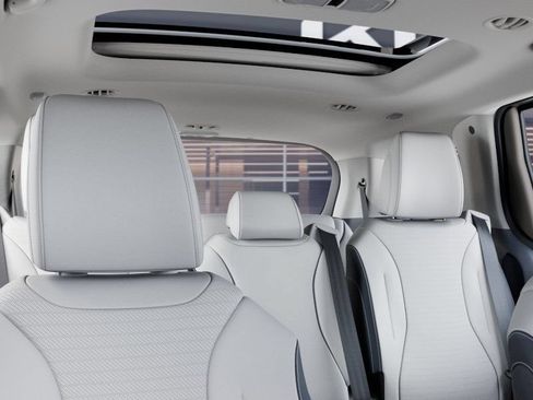 New 2026 Kia Carnival SX Prestige FWD image 28