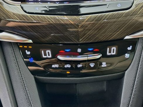 Used 2023 Cadillac XT6 Sport w/ LPO, ONYX Package AWD/4WD image 18