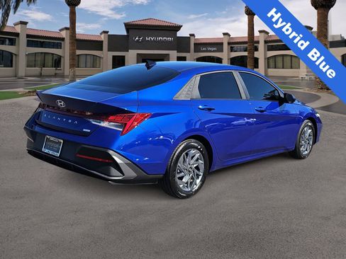 Certified 2024 Hyundai Elantra Blue image 8