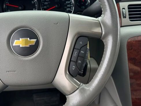 Used 2013 Chevrolet Tahoe LTZ AWD/4WD image 25