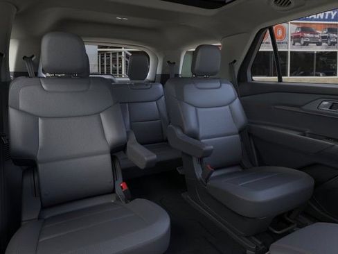 New 2026 Ford Explorer Active w/ Active Comfort Package AWD/4WD image 11