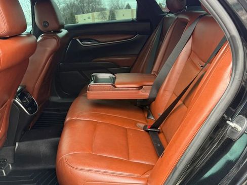 Used 2015 Cadillac XTS Luxury image 12