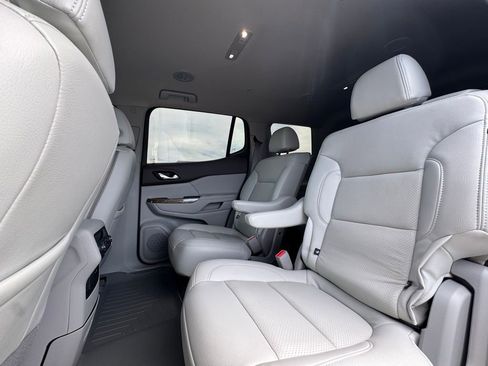 Used 2023 GMC Acadia SLE w/ Driver Convenience Package AWD/4WD image 21